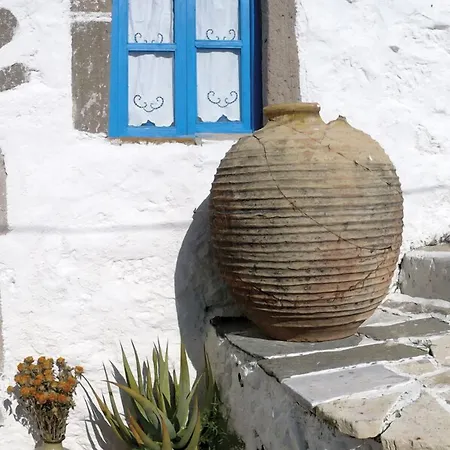 Kastro Milos 아파트