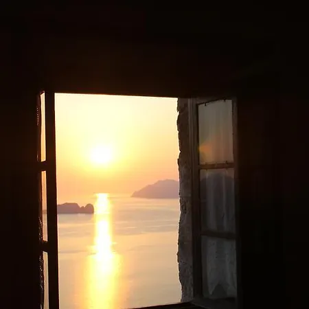 Kastro Milos Apartament *