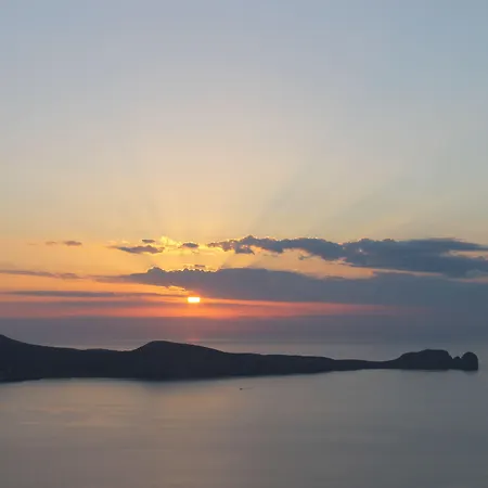 Kastro Milos Plaka (Milos)